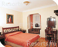 Alzer Hotel 3